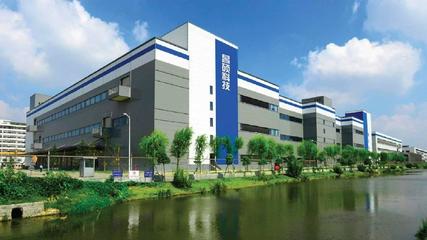 上海堪比富士康的超級工廠:10萬打工青年造出全球1/2的蘋果手機